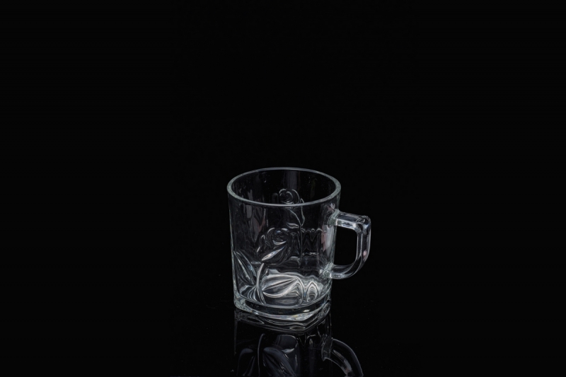 玻璃酒杯的耐熱性如何？玻璃杯能承受多高溫度？